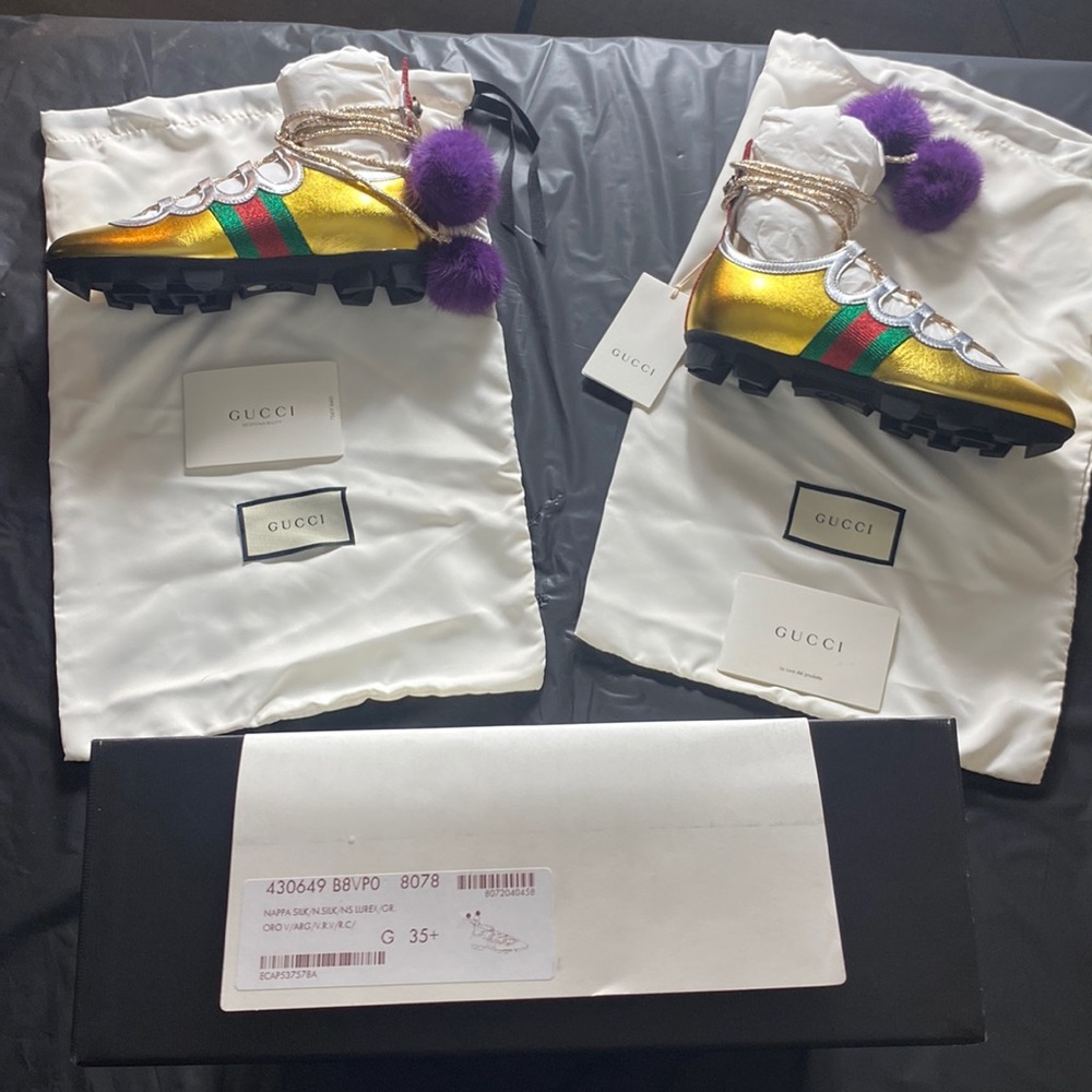 Women Gucci shoe. Size 35 1/2 Original box